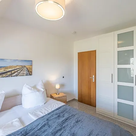 Meer Apartment *
