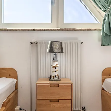 Meer Apartment *